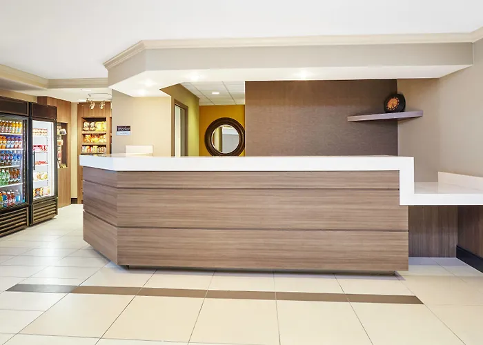 By Marriott Chicago Schaumburg/woodfield Mall Hotel Schaumburg